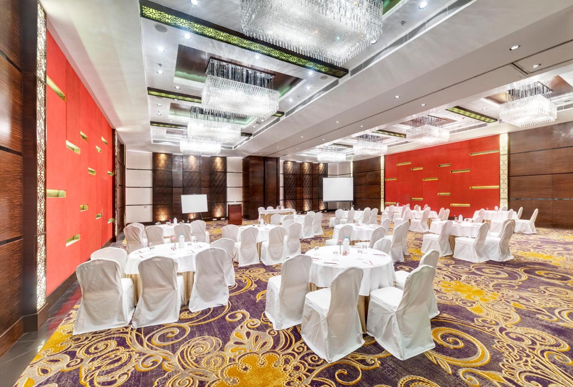 加尔各答普赖德广场酒店 外观 照片 The ballroom