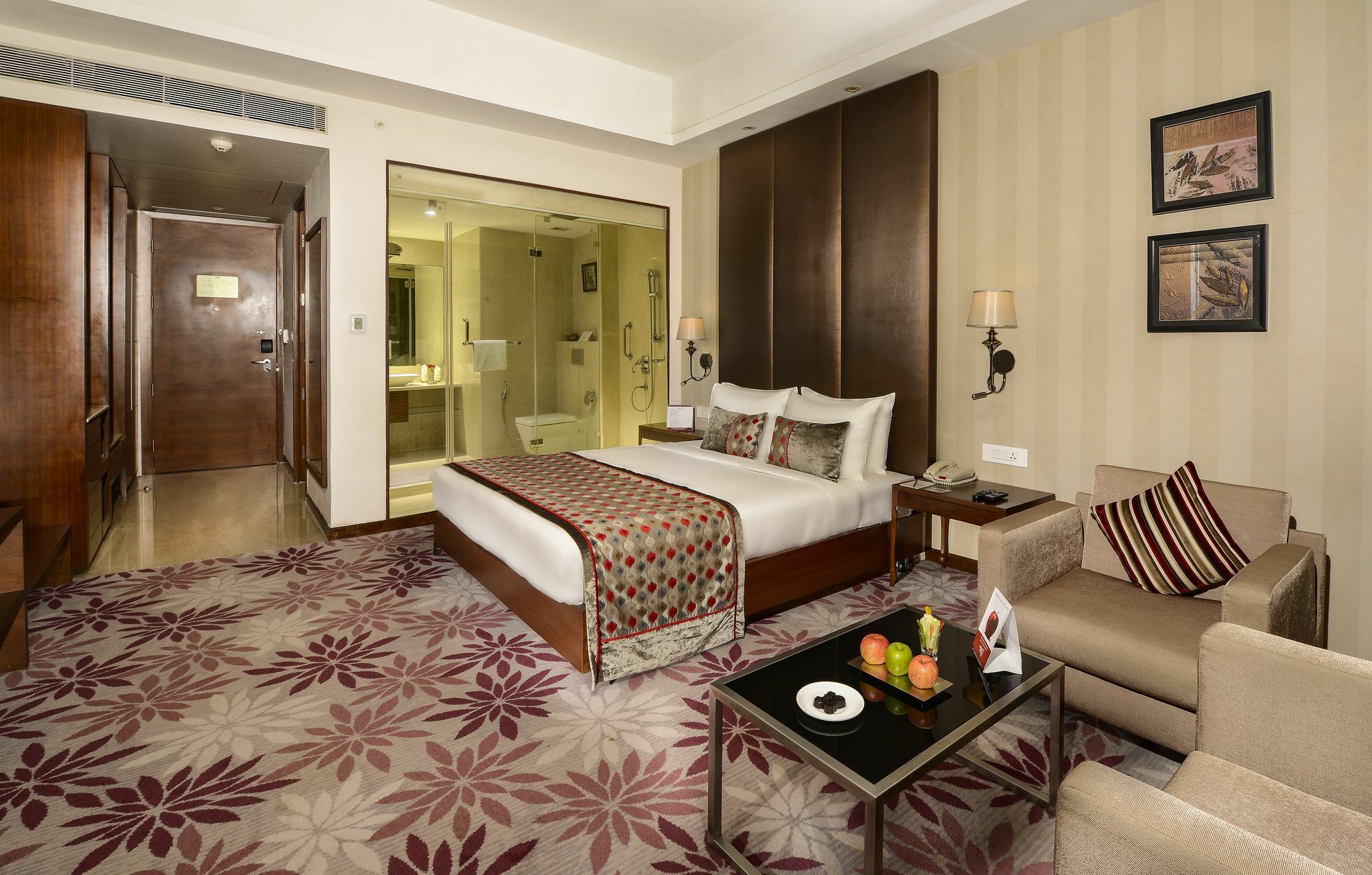 加尔各答普赖德广场酒店 外观 照片 A room at the Taj Bengal